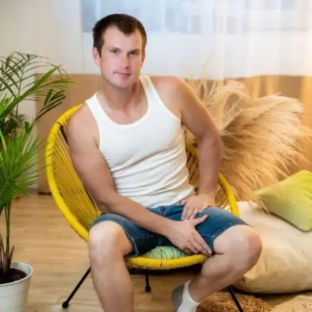 Andrii, 39Or Akiva 