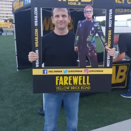 Aleksey, 50Tel Aviv 