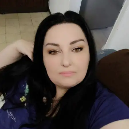 Oksana, 52Bat Yam