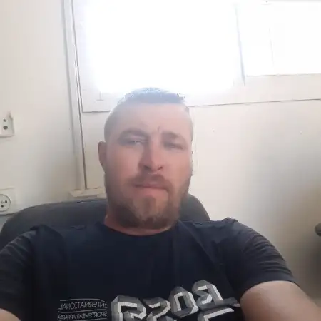 Anton, 45Bat Yam 