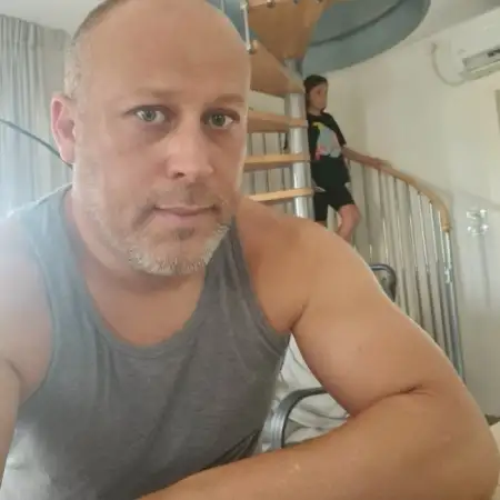 Daniel, 47Ashdod