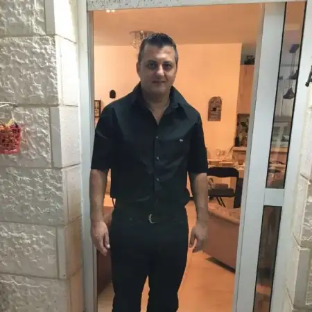 oren, 54Petah Tikva 