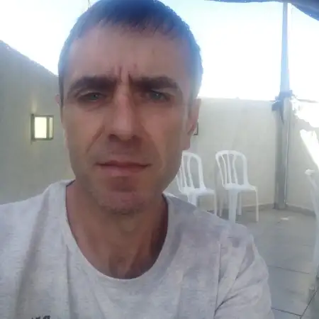 Leonid, 44Petah Tikva