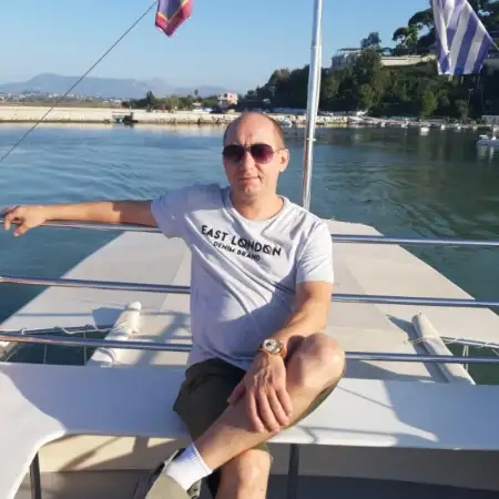 Maksim, 56Kiryat Yam 
