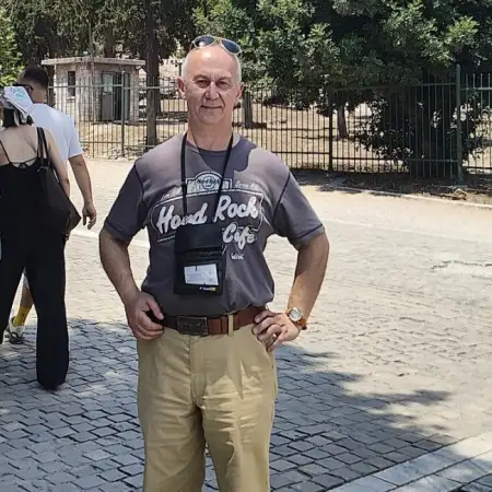 Arkadiy, 65 Haifa
