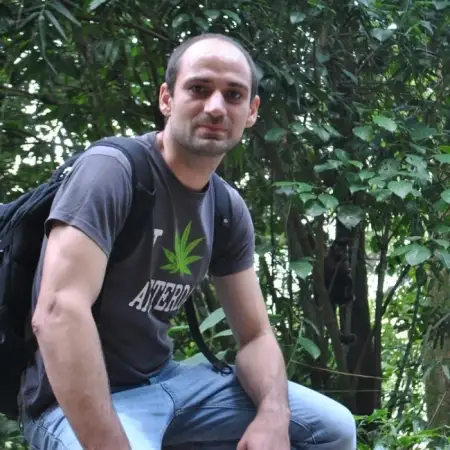 Max, 44Ashkelon 