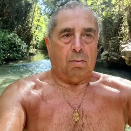 Leonid, 76 Nahariya