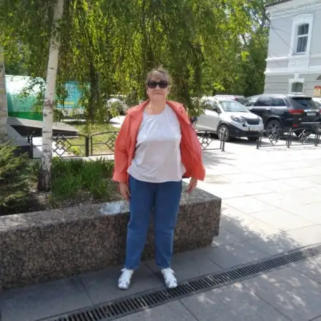 Lyudmila, 65 