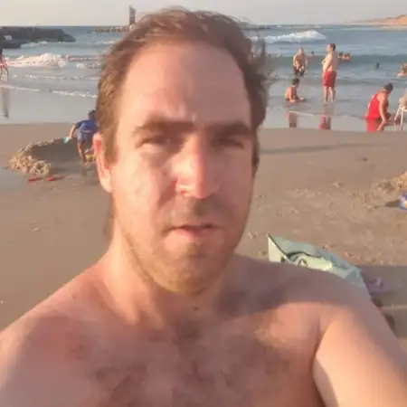 אבי, 34Beer Sheva