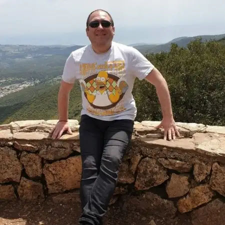 Mihail, 56 Rehovot