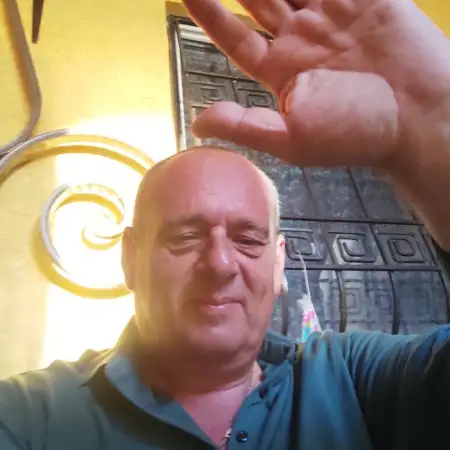 Eduard, 56 