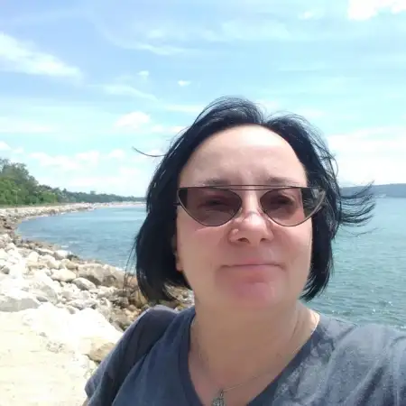 Lena, 55Rehovot 