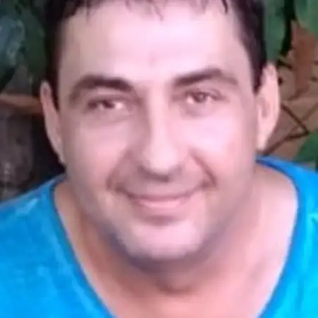 Vito, 54Holon 