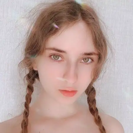 Dana, 29Tel Aviv 