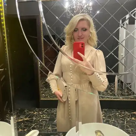 Mary, 46Bat Yam