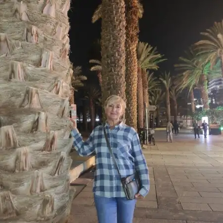 Iryna, 59Jerusalem 