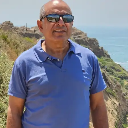 משה, 52Kfar Saba 