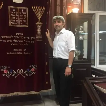Ilya, 52Haifa