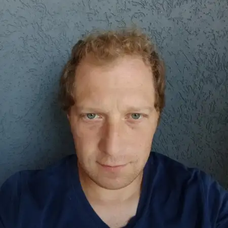 Ilia, 39Bat Yam 