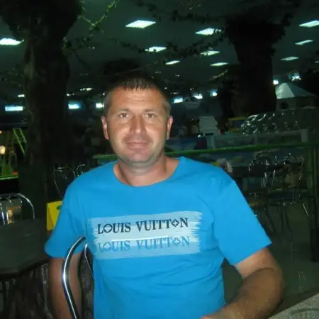 Yuriy, 47Petah Tikva 