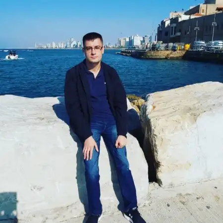Oleg, 40Petah Tikva 