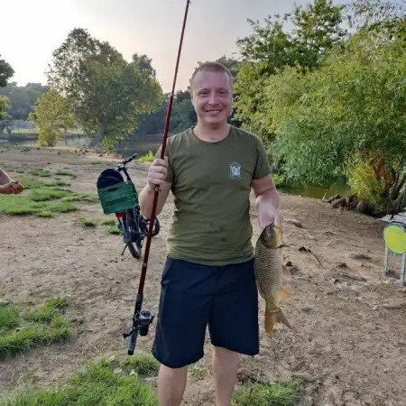 Anton, 34Azur