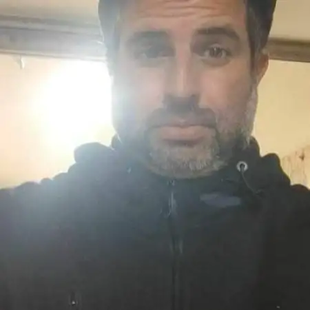 Izhak, 41Petah Tikva 