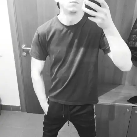 Den, 32Afula 