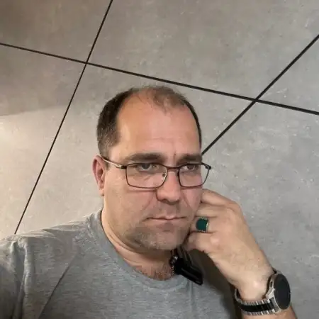 Slava, 52Nazrat Illit 
