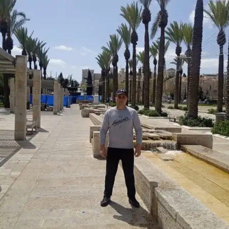 Vadim, 40Jerusalem 
