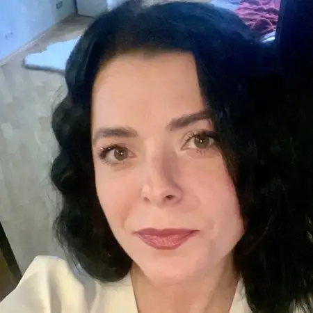 Svetlana, 40Or Akiva 