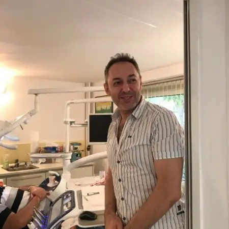 Stefan, 51Givatayim 