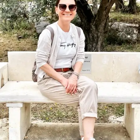 Ira, 48Bat Yam 