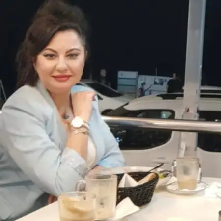 Bella, 50Tel Aviv 