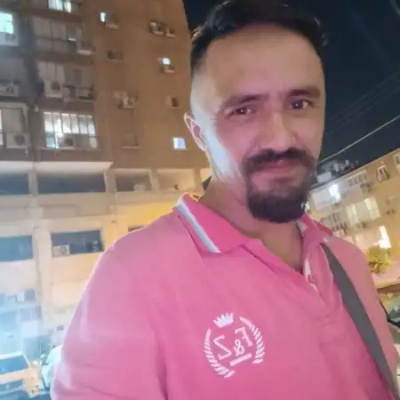 Pavel, 44Rehovot 