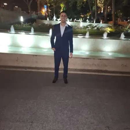 הקווקזי, 32Ramat Gan