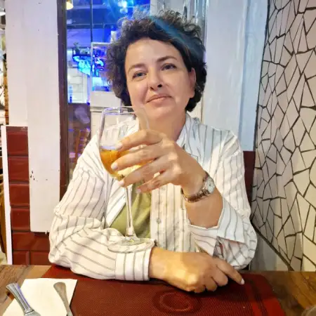 Regina, 50Rishon LeZion 