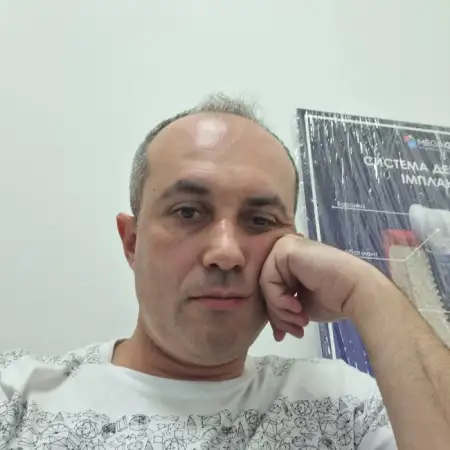 Aleksandr, 45Kiryat Gat 