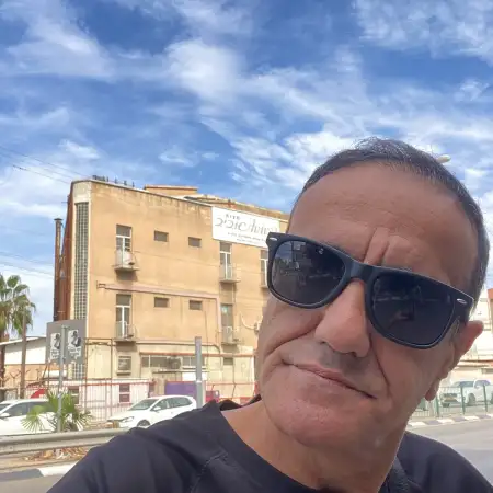 יהודה, 60Ramat Gan 