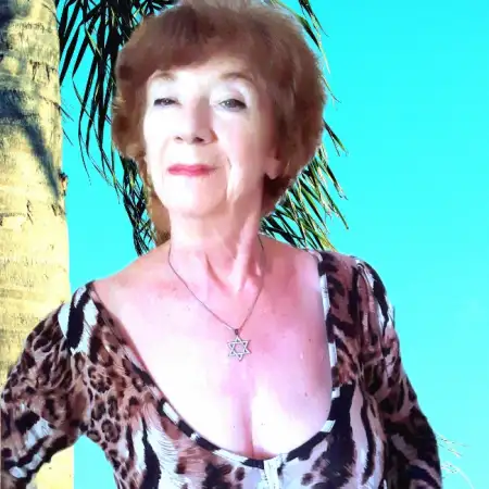 Viktoriya, 76Kiryat Yam 