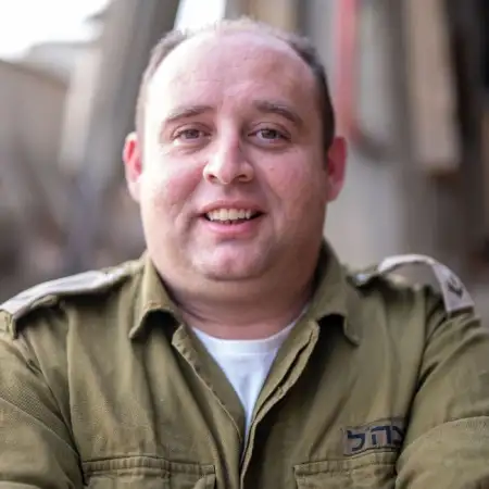 פבלו, 48Petah Tikva 