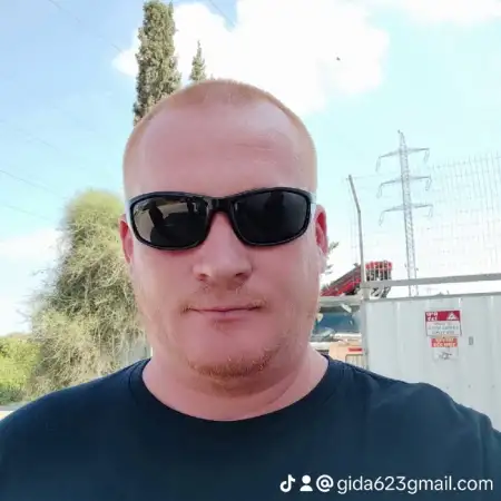 Alex, 45Haifa 