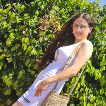 Veronika, 37Rehovot 