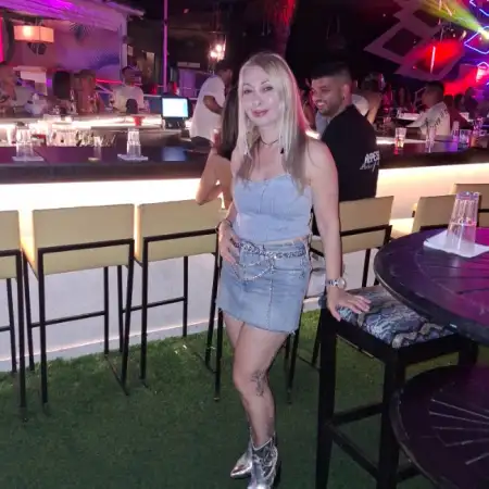 Jannet, 48Tel Aviv 