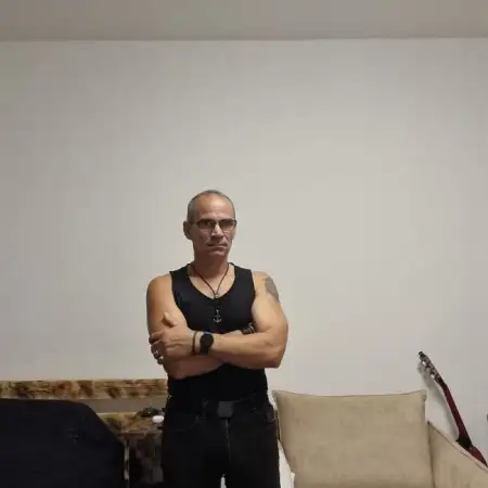 Vladimir, 58Holon 