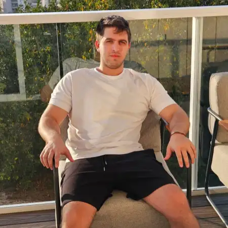 Roee, 28Tel Aviv 