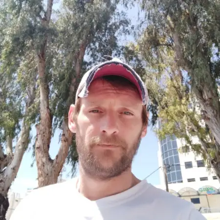 Andrey, 41Holon 