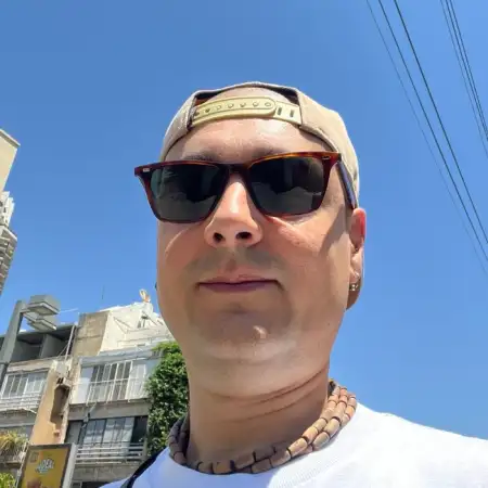 Alex, 45Bat Yam 