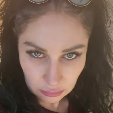 Yuli, 54Holon