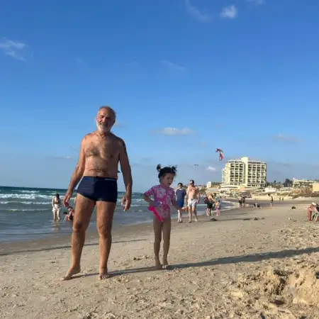 Viktor, 66Jerusalem 